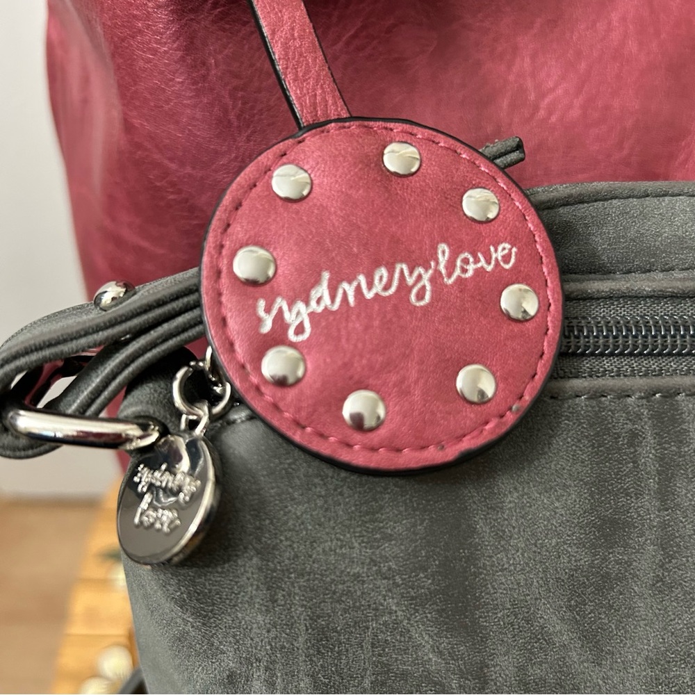 SYDNEY LOVE - Reservable Hobo Bag with Crossbody set. Grey and Burgundy/Rose - Picture 3 of 14